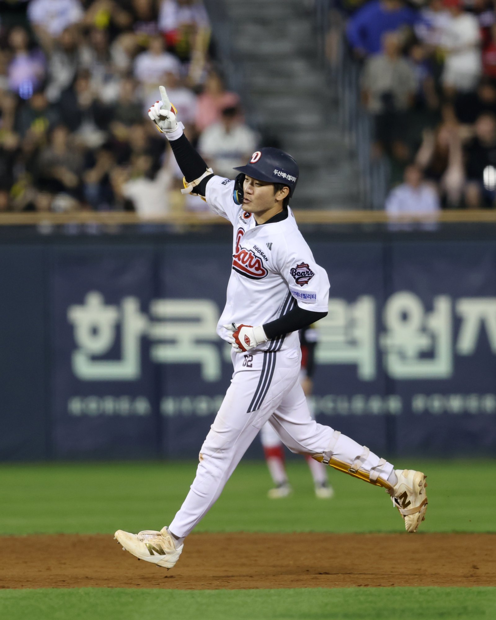 야구는 9회말 2사부터! ‘실책 갚은’ 안재석 끝내기 안타…두산 4위 경쟁 안 끝냈다 [SD 잠실 스타]