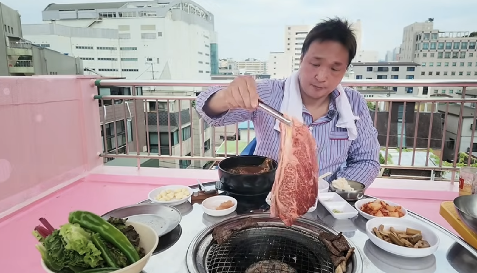 구성환 “소고기 보통 1~1.6kg 먹어”…한우 먹고 감탄 “턱이 안 아파”