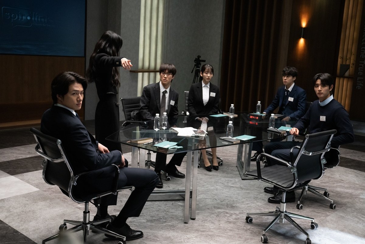면접관 없는 채용 경쟁…‘최종면접’, 11월 4일 개봉