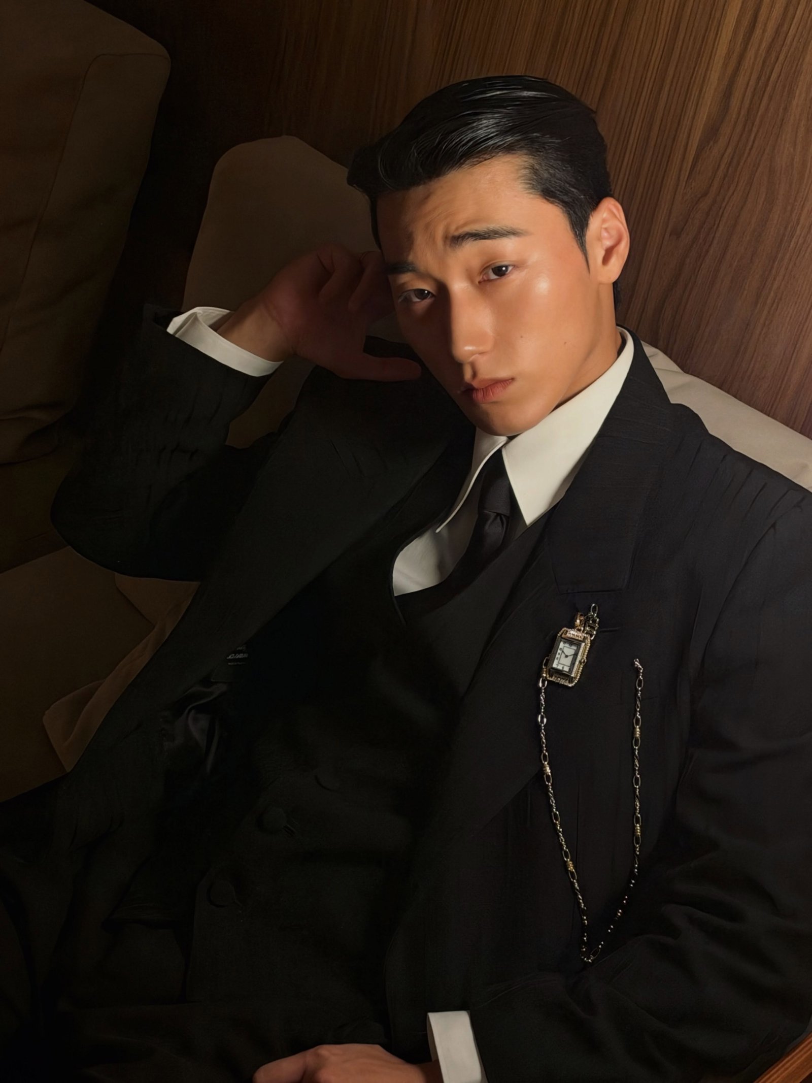 “봤다”가 “찍었다”로…스타 사생활 침해, ‘콘텐츠’가 된 목격담