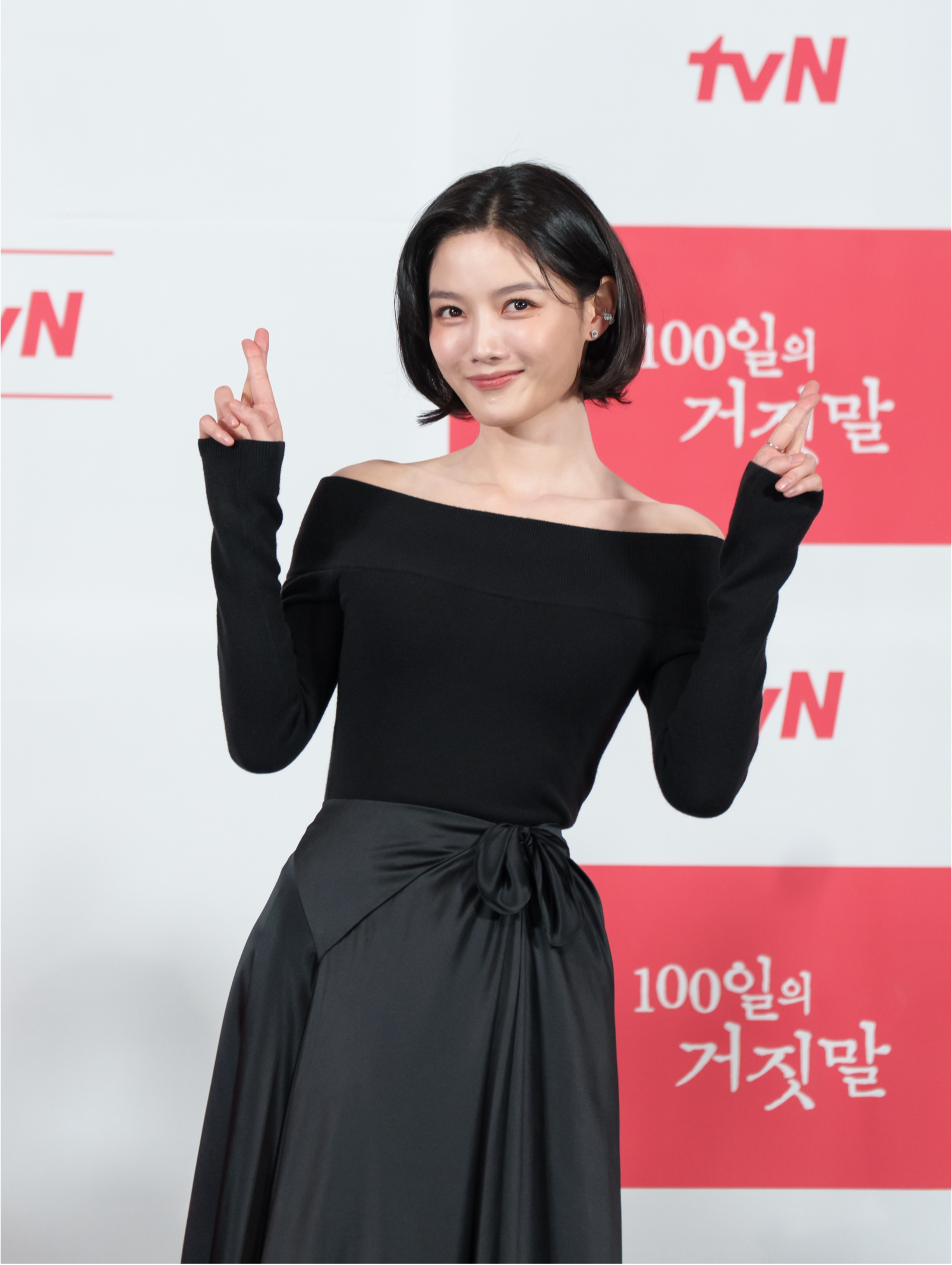 ‘100일의 거짓말’ 김유정, ‘피칠갑 여주’에서 ‘경성 밀정’으로