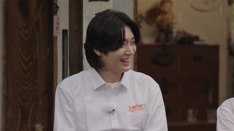 Kim Yong-bin Opens Up About 20-Year Career Struggles on 'Trot Kitchen