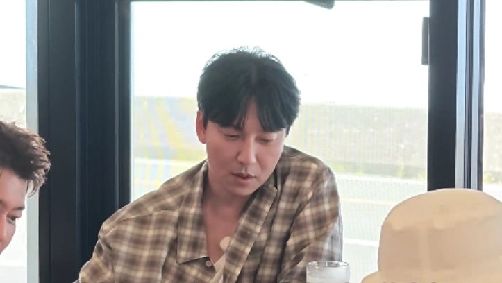 김남길, 팬미팅서 5시간40분·21곡 열창…“팬 납치 사건”