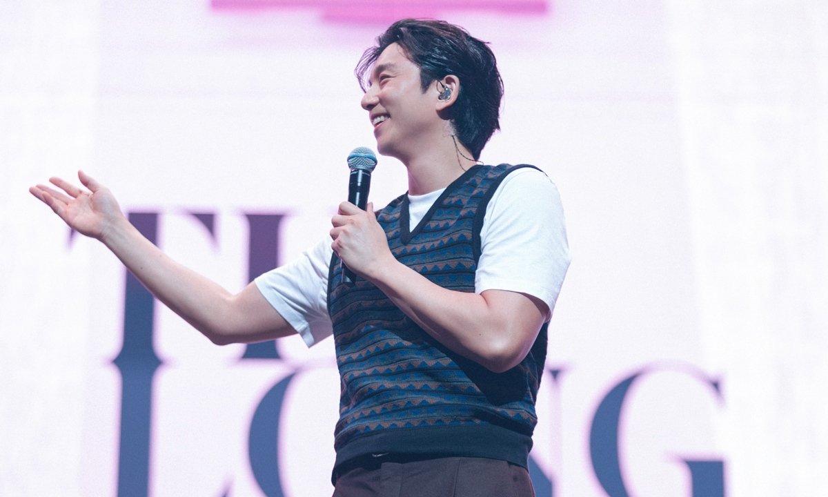 공유, 日 5000석 전석 매진…“말로 형용할 수 없는 감동”