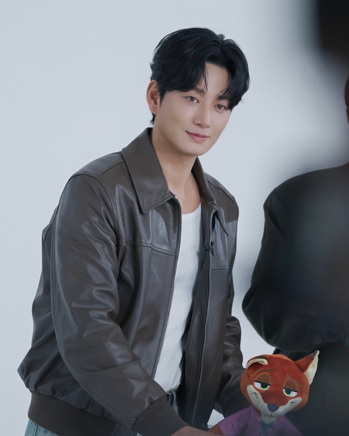 ‘플러스타’ 이현욱, 예능 출연이 가장 기대되는 스타