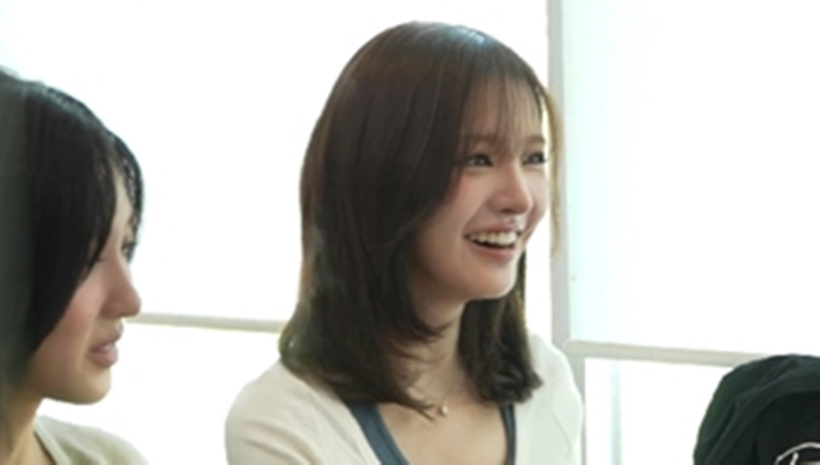 아이브, ‘초통령’ 클래스가 다르네…“콘서트에 부모님 대기 구역 있어” (전현무계획4)